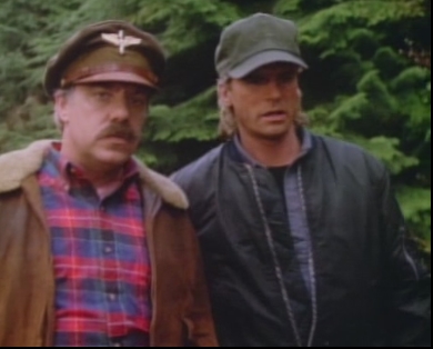 Angus MacGyver Trucs et Astuces - 4x19 Jeu de Piste Mortel - Mac et Jack en for�t